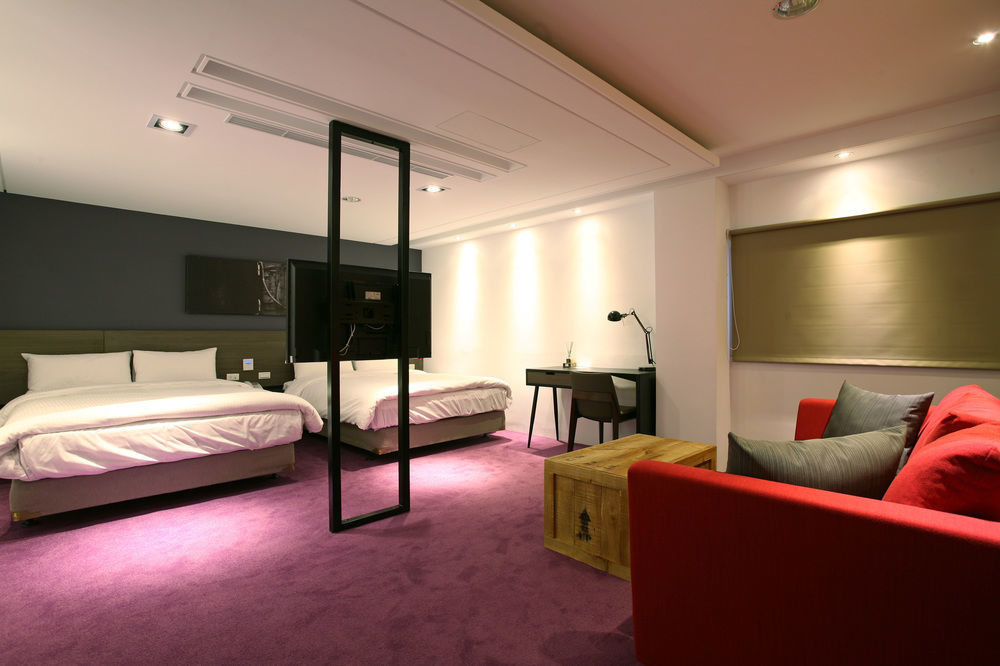 P&F Hotel Тайчжун Екстер'єр фото